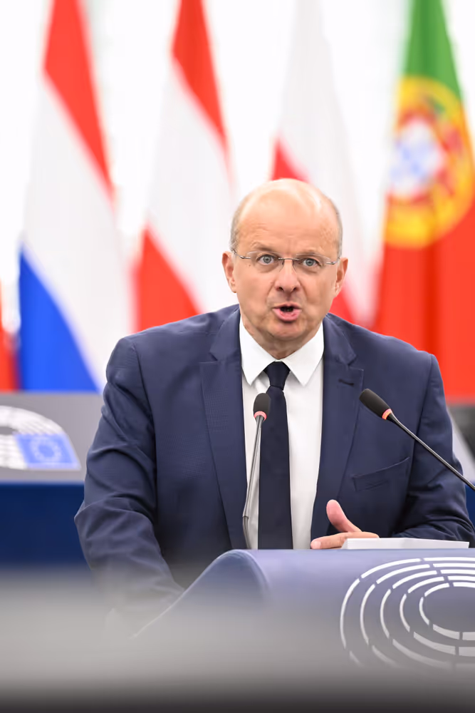 EP Plenary session - Need for the EU to scale up clean technologies