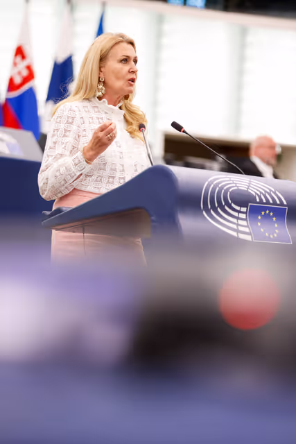 EP Plenary session - Presentation of the Chemicals Package