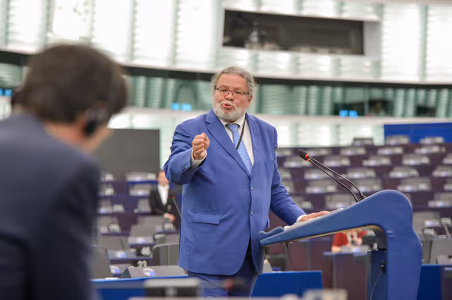 Foto 6: EP Plenary session - Revision of the European Climate Law