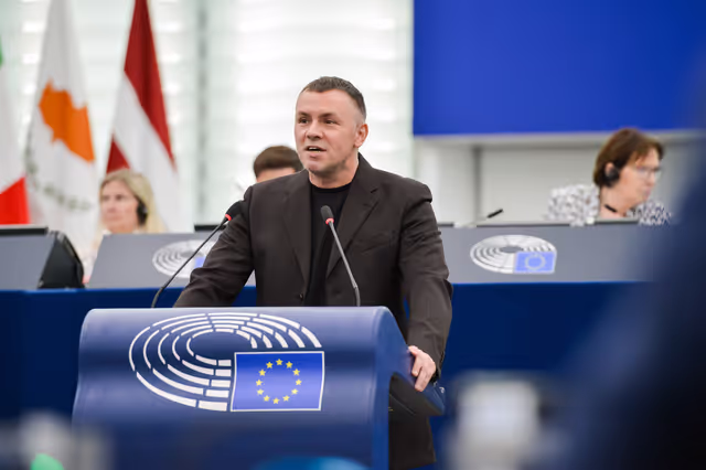 Φωτογραφία 13: EP Plenary session.- 2023 and 2024 reports on North Macedonia