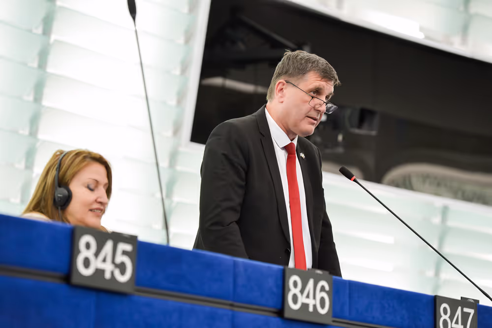 EP Plenary session.- 2023 and 2024 reports on North Macedonia