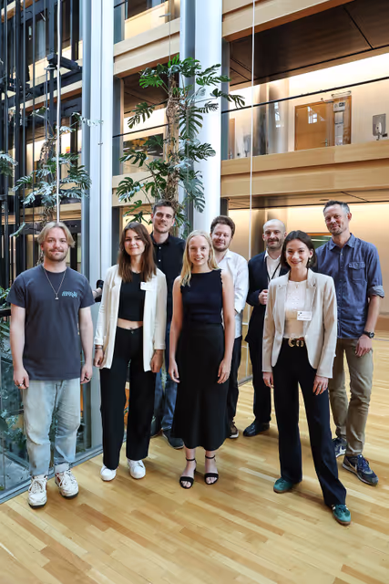 Foto 28: Press briefing with Sabrina REPP