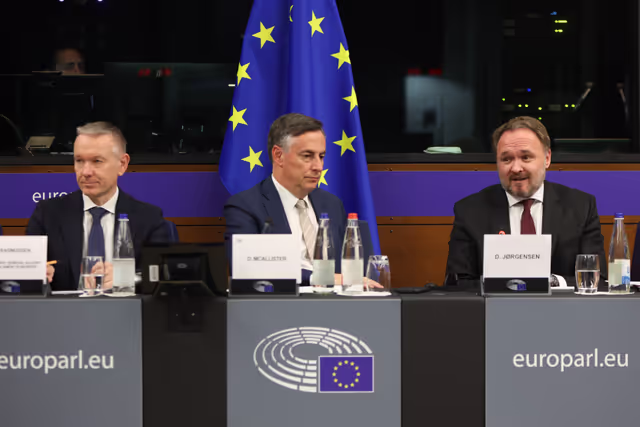 Photo 13 : Conference of Committee Chairs