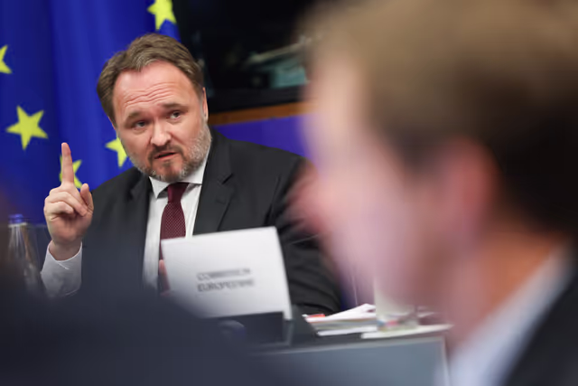 Photo 6 : Conference of Committee Chairs