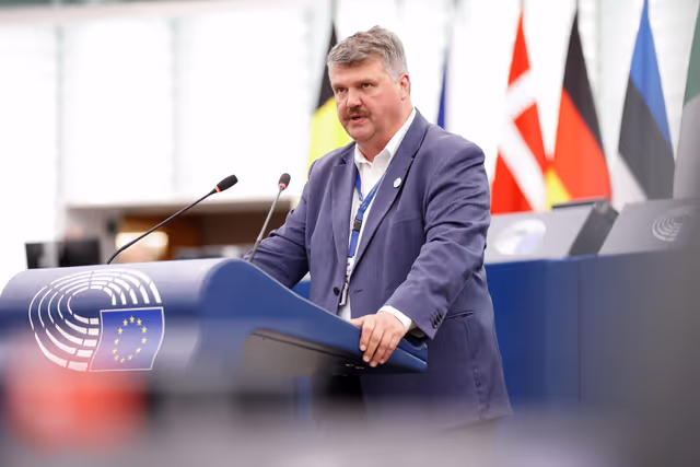 Suriet 30: EP Plenary session - Lessons from Budapest Pride: the urgent need for an EU wide anti-discrimination law and defending fundamental rights against right wing attacks