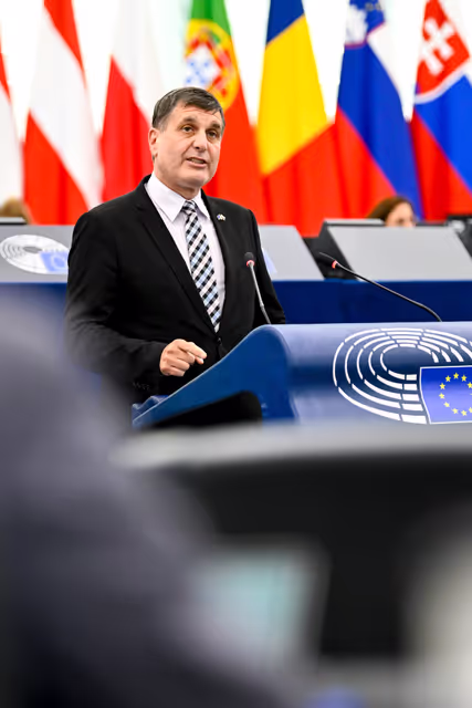 Photo 40: EP Plenary session - EU-US trade negotiations