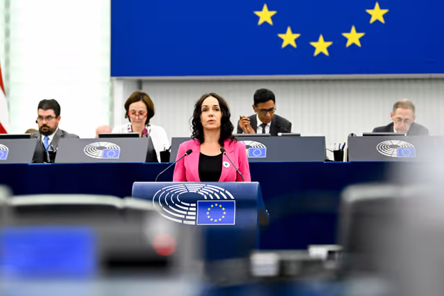 Photo 21: EP Plenary session - EU-US trade negotiations