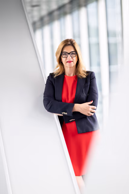 Foto 13: Stephanie YON COURTIN in the EP in Strasbourg