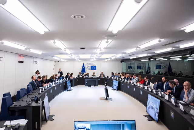 Fotografi 1: ECON - Trilogue on Retail Investment Strategy