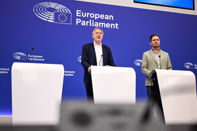 Fotografija 10: Press conference  on the EU-US trade negotiations