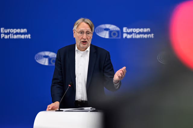 Fotografija 14: Press conference  on the EU-US trade negotiations