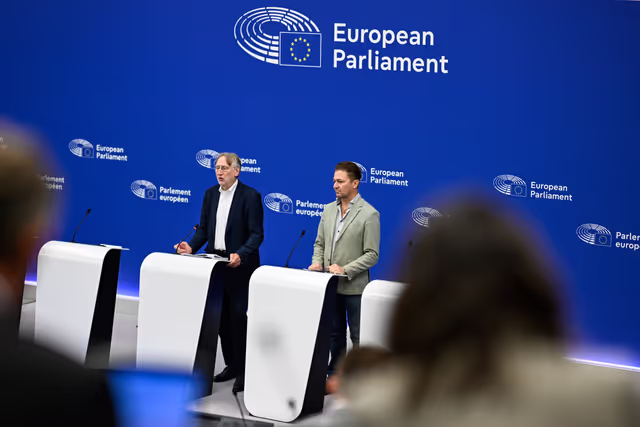 Fotografija 7: Press conference  on the EU-US trade negotiations