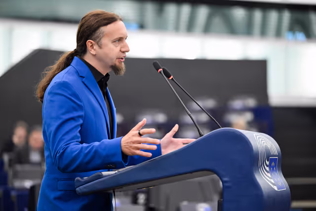 Nuotrauka 13: EP Plenary session - European Citizens' Initiative 'Cohesion policy for the equality of the regions and sustainability of the regional cultures'