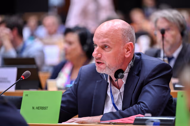 Photo 4: BUDG - Exchange of views with Piotr SERAFIN, Commissioner for Budget, Anti-Fraud and Public Administration on the MFF beyond 2027 and Own Resources