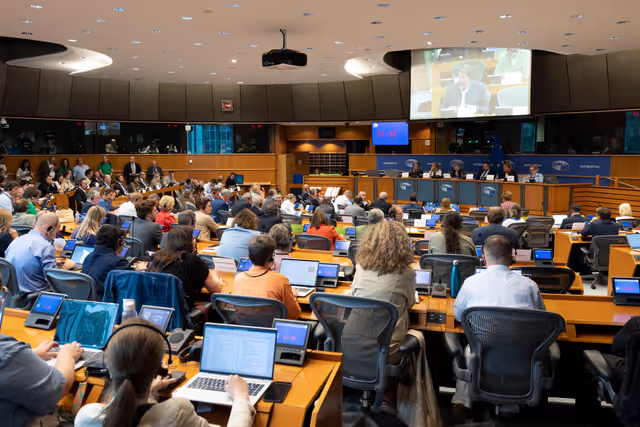 Photo 1: AGRI - Exchange of views with Commissioner Hansen: presentation of the legislative proposal for the CAP after 2027