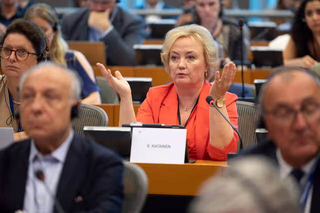 Photo 5: AGRI - Exchange of views with Commissioner Hansen: presentation of the legislative proposal for the CAP after 2027