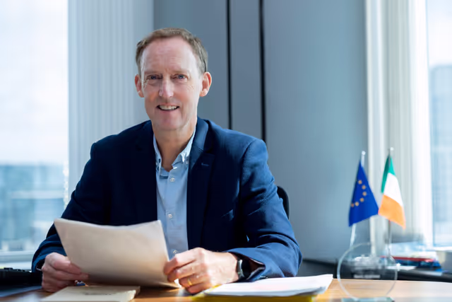 Photo 13: Barry ANDREWS in the EP in Brussels