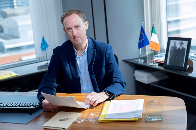 Photo 14: Barry ANDREWS in the EP in Brussels