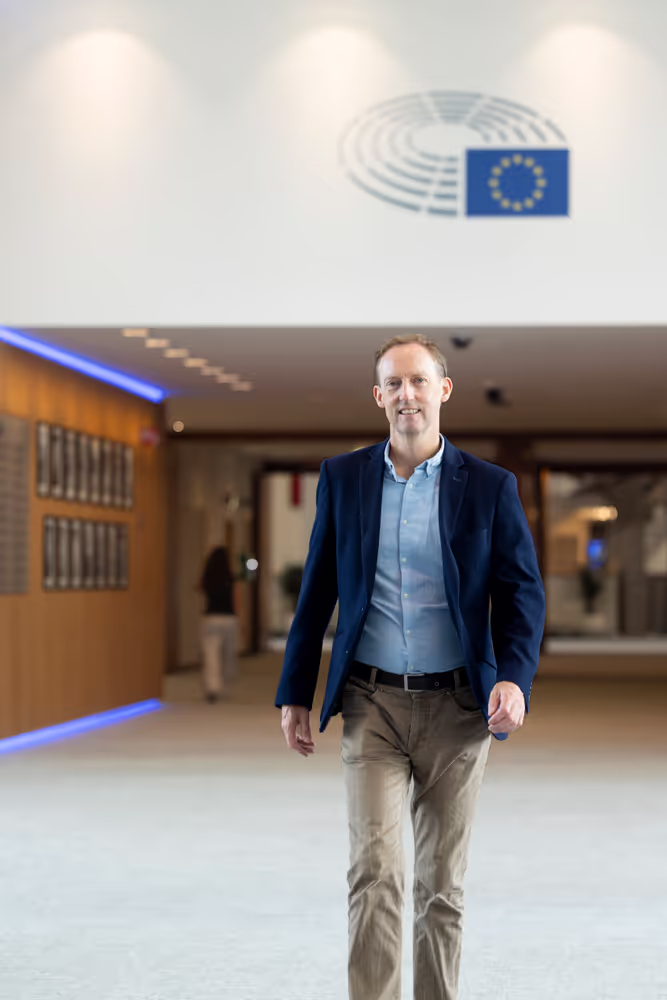 Barry ANDREWS in the EP in Brussels