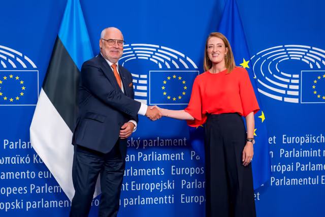 Foto 9: Roberta METSOLA, EP President meets with Alar KARIS, President of Estonia