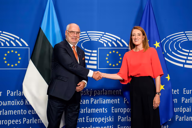 Foto 10: Roberta METSOLA, EP President meets with Alar KARIS, President of Estonia