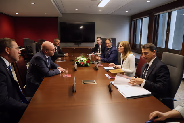 Fotografija 11: Official visit by Roberta METSOLA, EP President, to Ottawa (Canada) - G7 Speakers meeting - Meeting with Lorenzo FONTANA, President of the Italian Chamber of Deputies