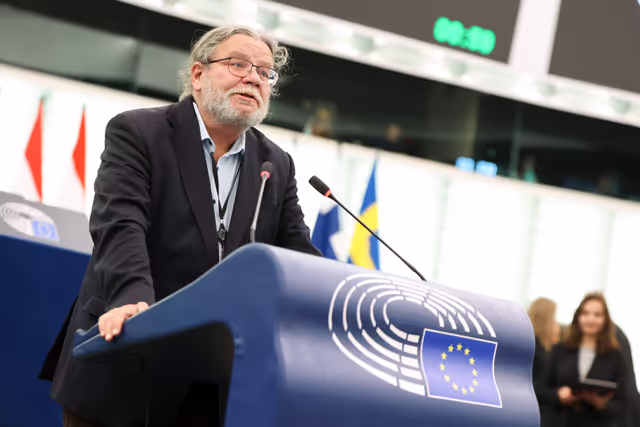 Φωτογραφία 23: EP Plenary session - Circularity requirements for vehicle design and management of end-of-life vehicles