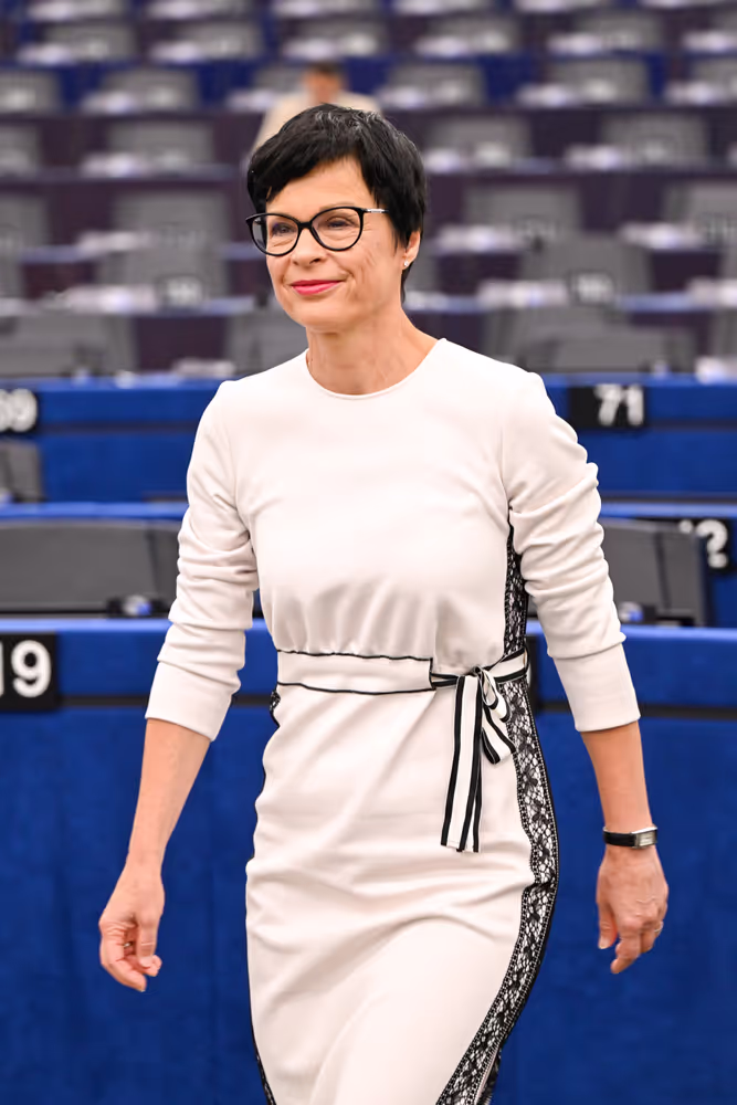 EP Plenary session - EU action to ensure security guarantees and just peace for Ukraine