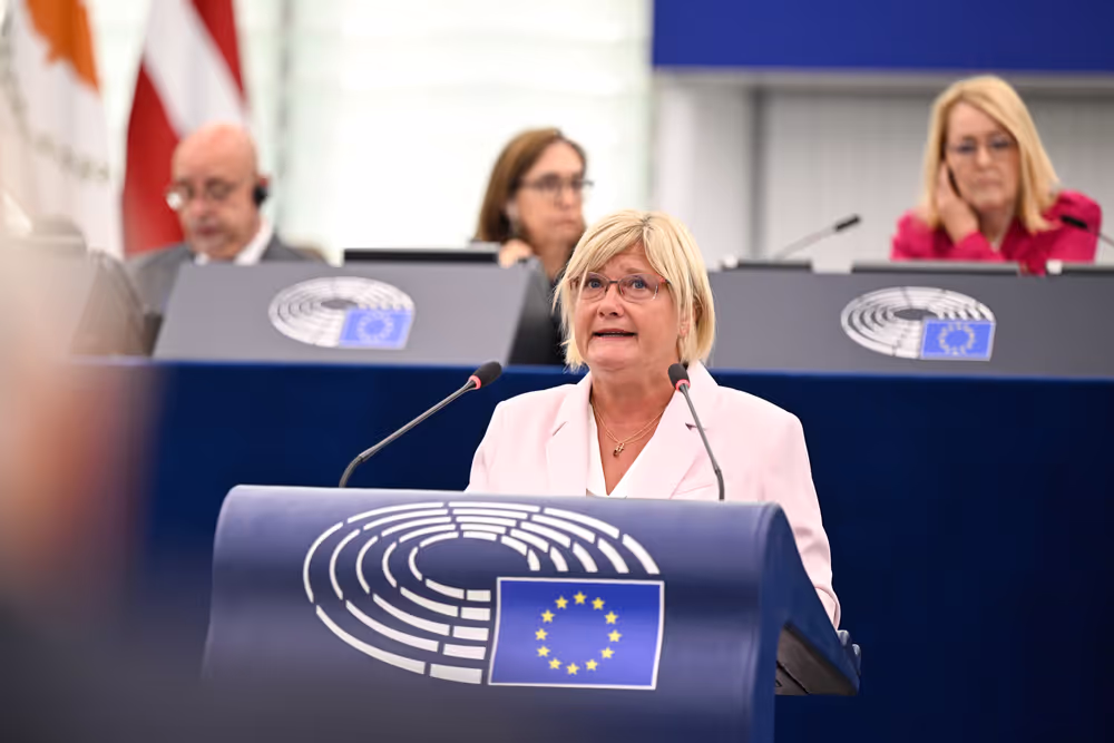 EP Plenary session - EU action to ensure security guarantees and just peace for Ukraine