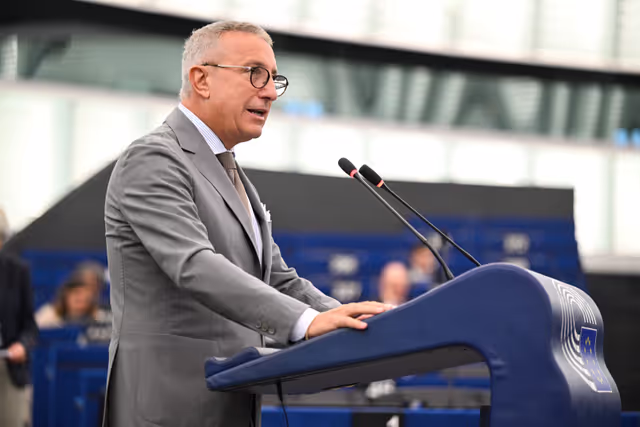 Zdjęcie 32: EP Plenary session - EU action to ensure security guarantees and just peace for Ukraine