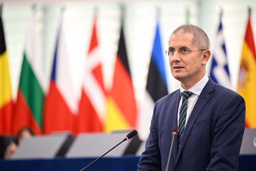 EP Plenary session - EU action to ensure security guarantees and just peace for Ukraine