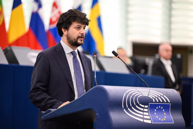 Zdjęcie 15: EP Plenary session - EU action to ensure security guarantees and just peace for Ukraine