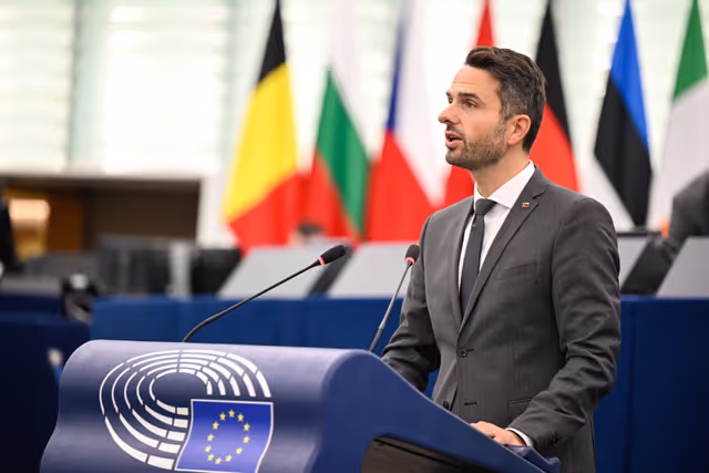 Foto 32: EP Plenary session.- EU action to ensure security guarantees and just peace for Ukraine