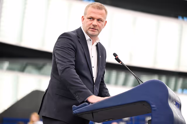 Foto 39: EP Plenary session.- EU action to ensure security guarantees and just peace for Ukraine