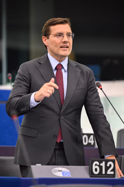 EP Plenary session.- EU action to ensure security guarantees and just peace for Ukraine