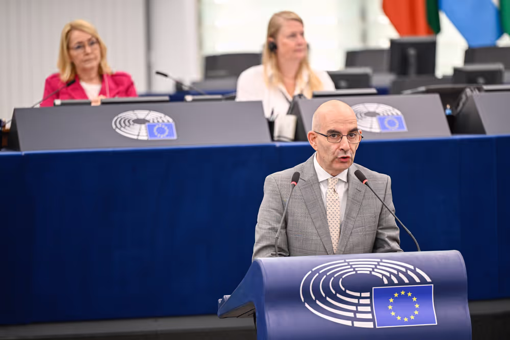 EP Plenary session - EU action to ensure security guarantees and just peace for Ukraine