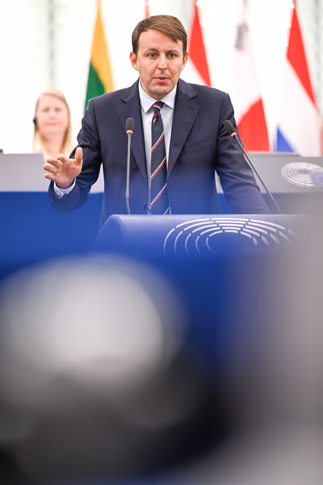 EP Plenary session - EU action to ensure security guarantees and just peace for Ukraine