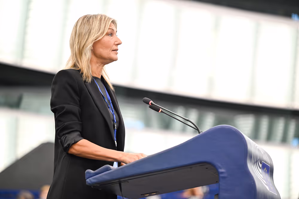 EP Plenary session - EU action to ensure security guarantees and just peace for Ukraine