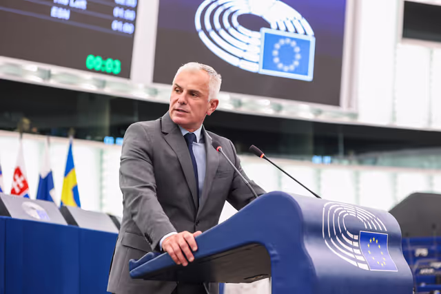 Fotografija 18: EP Plenary session - Devastating wildfires in Southern Europe: the need to strengthen EU aid to restore the massive loss of forests and enhancing EU preparedness