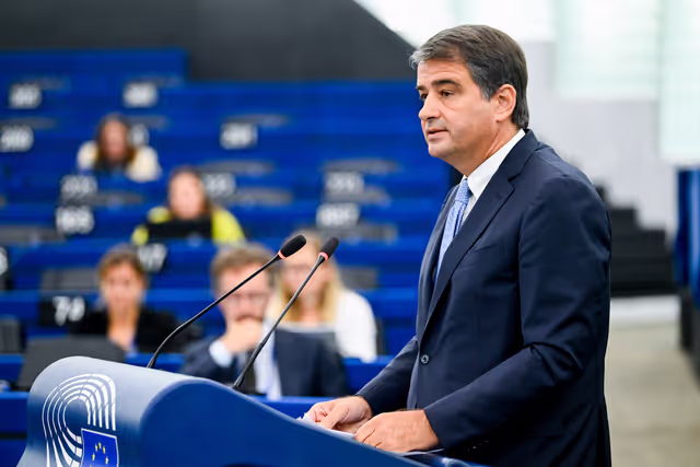 Fotografia 25: EP Plenary session - Amending ERDF, Cohesion Fund and Just Transition Fund as regards specific measures to address strategic challenges in the context of the mid-term review