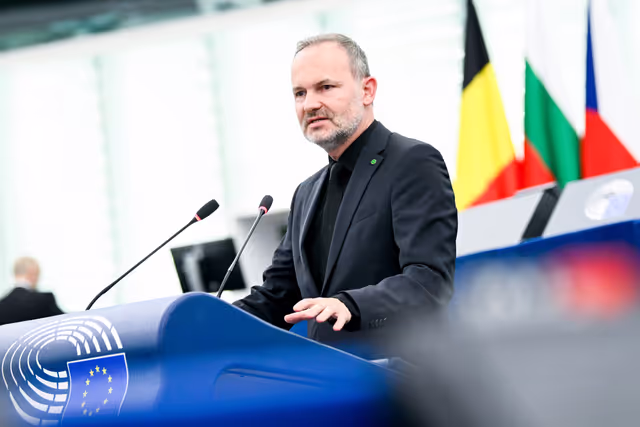 Fotografia 16: EP Plenary session - Amending ERDF, Cohesion Fund and Just Transition Fund as regards specific measures to address strategic challenges in the context of the mid-term review