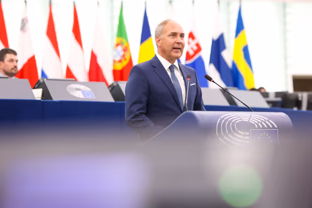 Foto 28: EP Plenary session - Wave of violence and continuous use of force against protesters in Serbia
