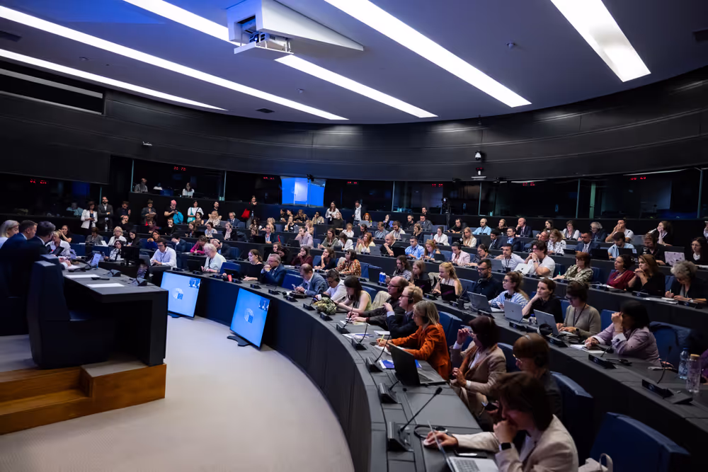 Media Briefing with Sigfried MURESAN and Carla TAVARES