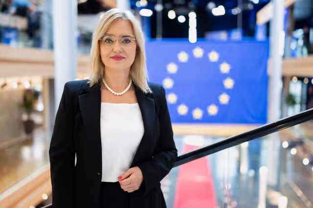 Fotografie 7: Magdalena ADAMOWICZ in the EP in Strasbourg.