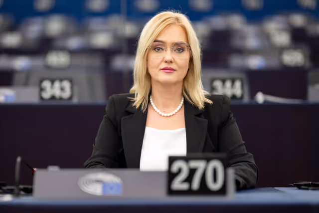 Fotografie 3: Magdalena ADAMOWICZ in the EP in Strasbourg.