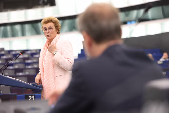 Fotografie 5: EP Plenary session - Presentation by the Council of its position on the draft general budget – 2026 financial year