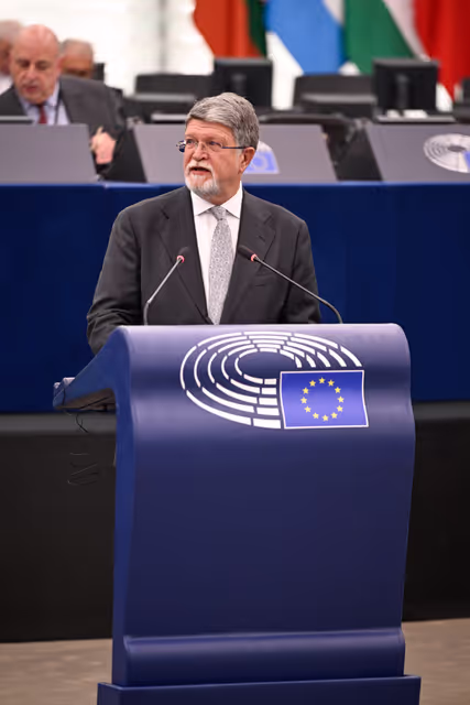 Valokuva 12: EP Plenary session - Implementation of EU-US trade deal and the prospect of wider EU trade agreements