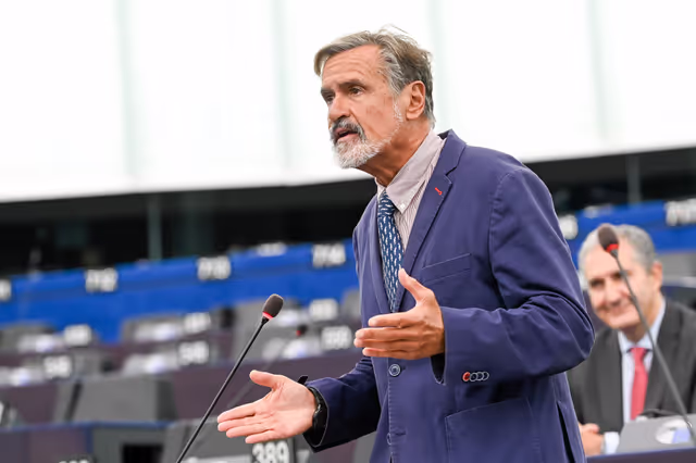 Foto 5: EP Plenary session - Serious threats to aviation and maritime transport from Global Navigation Satellite System