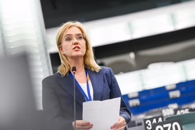 Foto 2: EP Plenary session - Serious threats to aviation and maritime transport from Global Navigation Satellite System