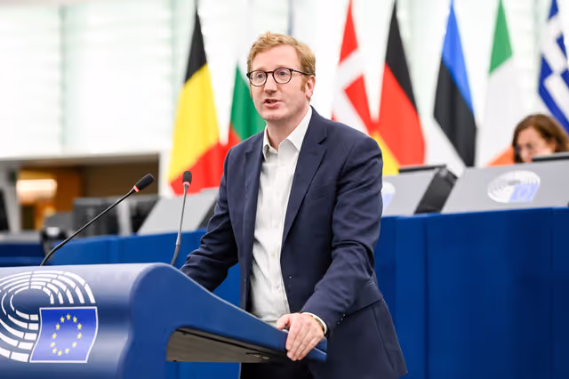 Foto 19: EP Plenary session - Serious threats to aviation and maritime transport from Global Navigation Satellite System